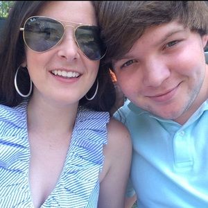 Blue lens rayban aviators